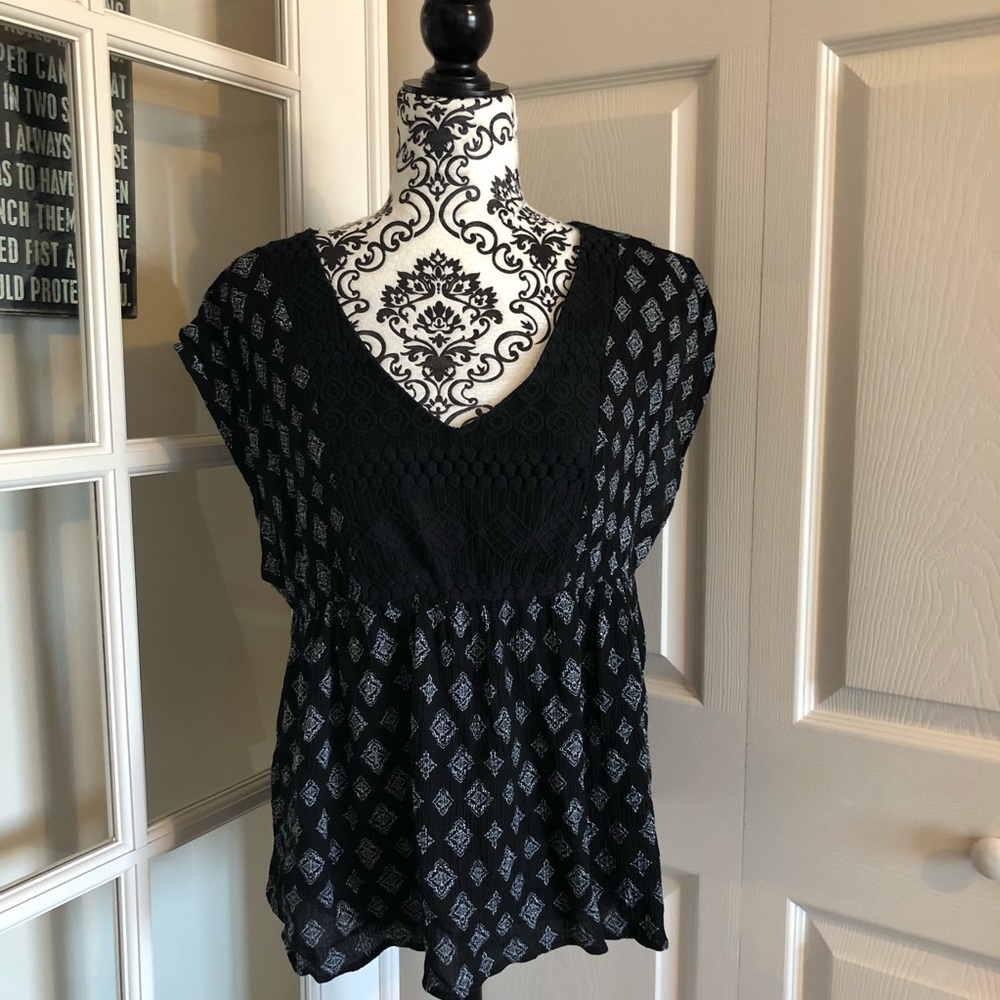 🔴 5/$25 {Torrid} Blouse